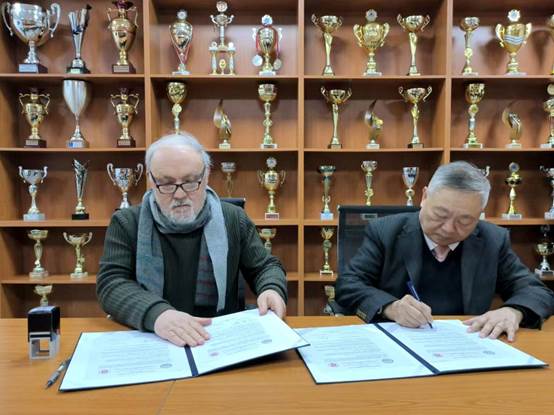 e4f994626cd04d24e95b920fecbb34e6